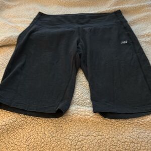 New balance black cotton Bermuda knee length cotton shorts size small band waist